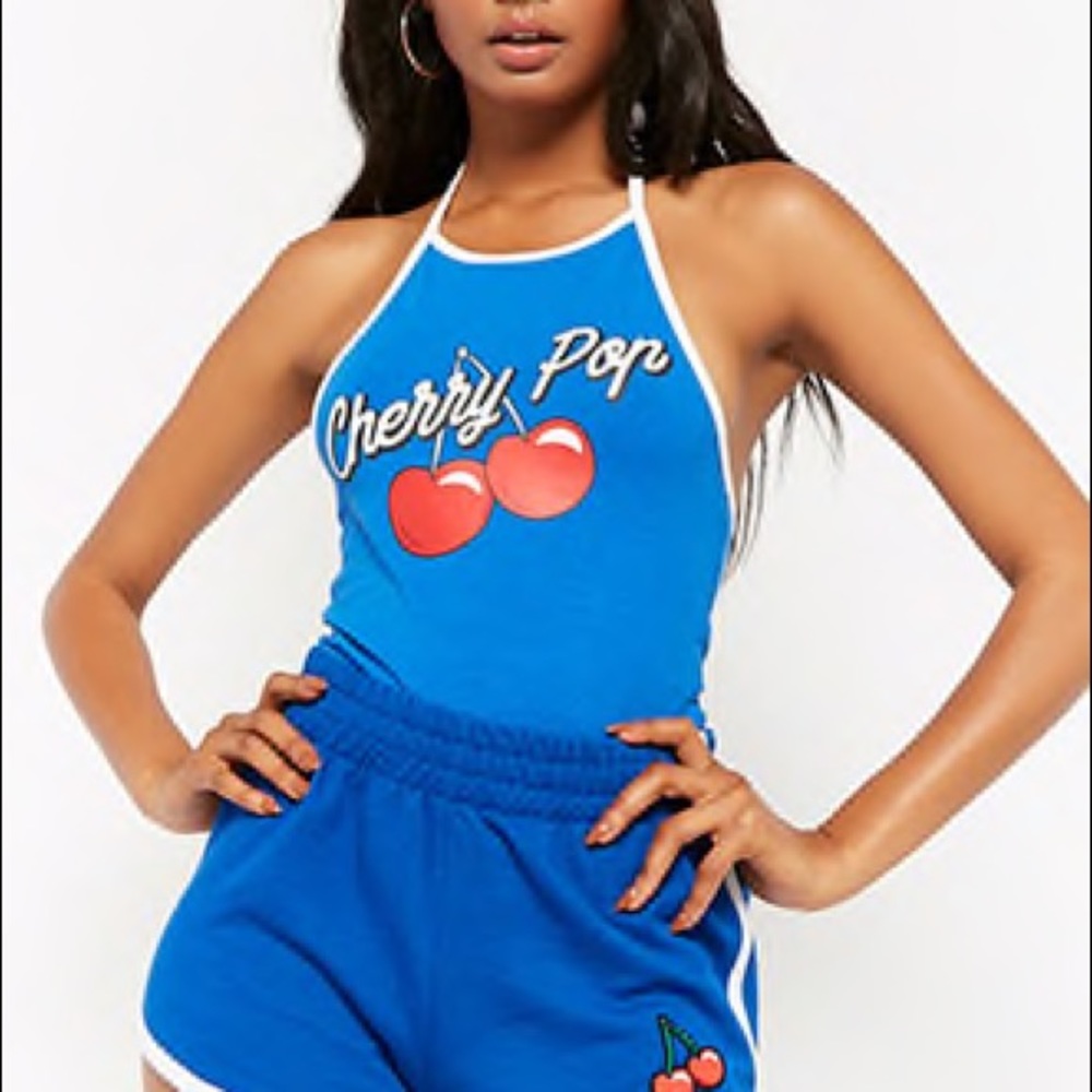 Cherry pop crop top 😍